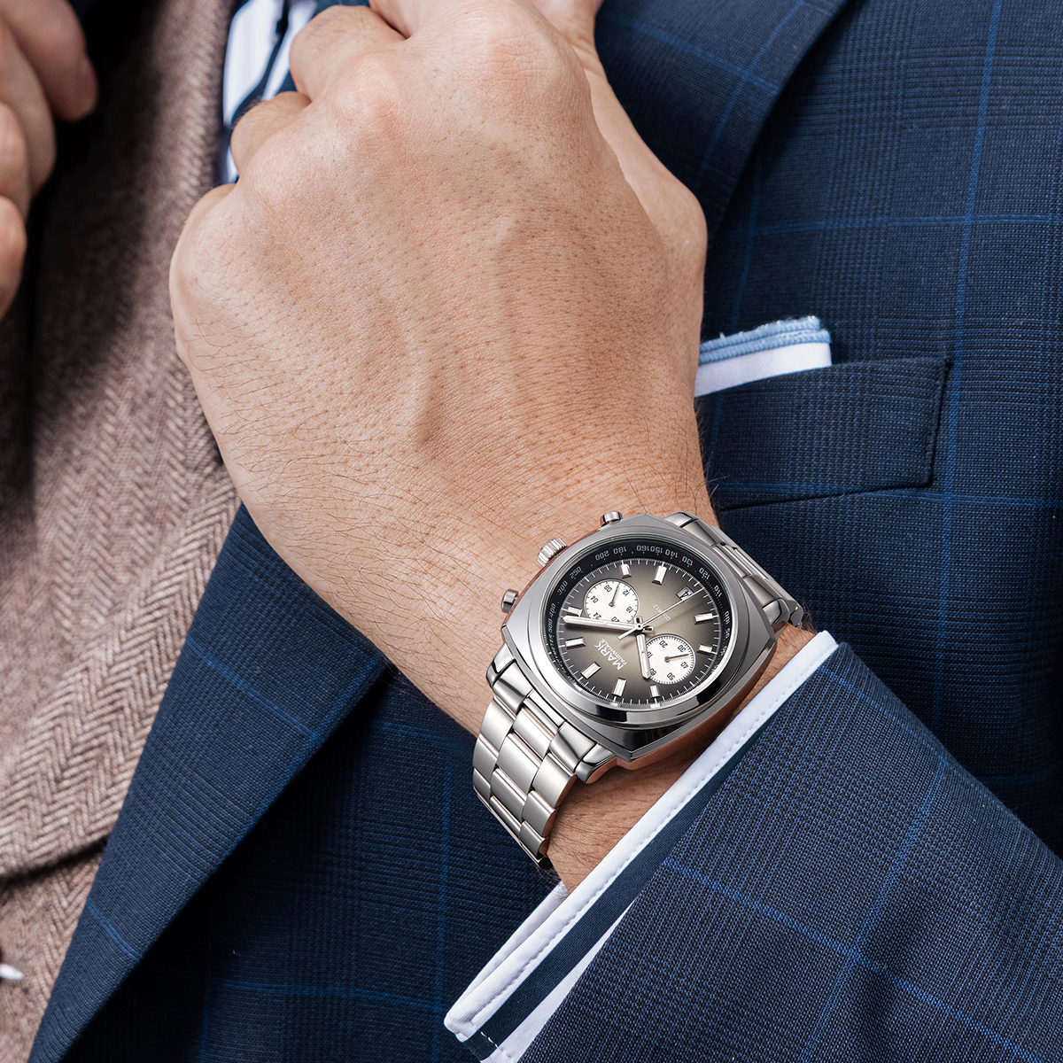 FairWhale Chrono 5900