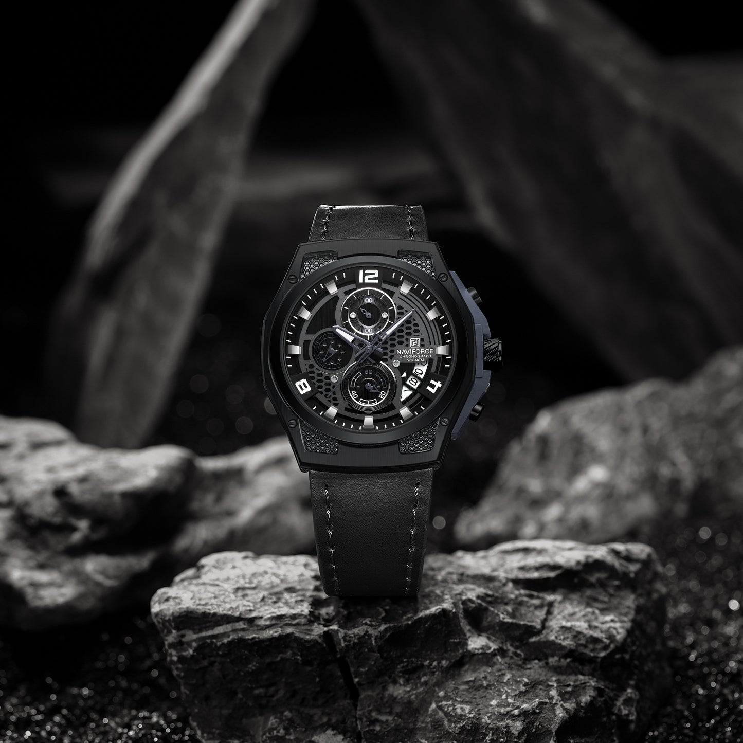 Naviforce Men Leather Chrono 8051